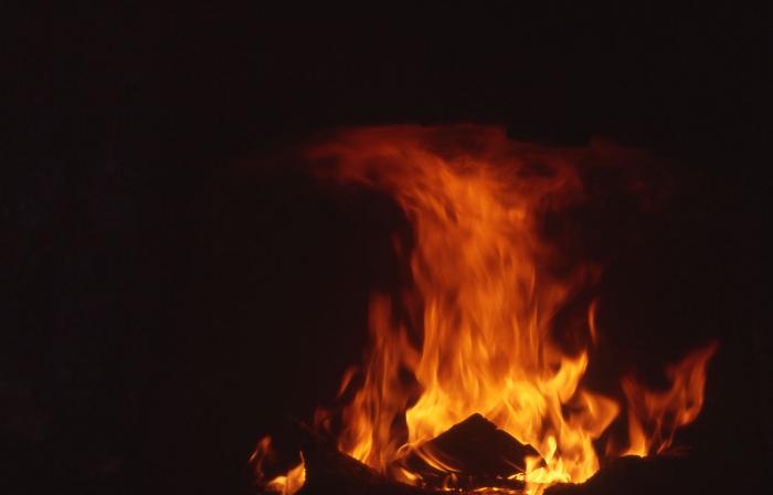 Foyer du four à pain, Aurent, 2001. Cliché : Thomassin, Philippe, Roudoule, écomusée en terre gavotte.