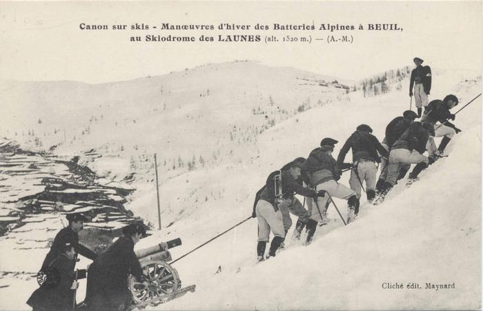 Canon sur skis - Manœuvres d'hiver alpine à Beuil, au skidrome des Launes (Alt. 1520 m) - (A.-M.)